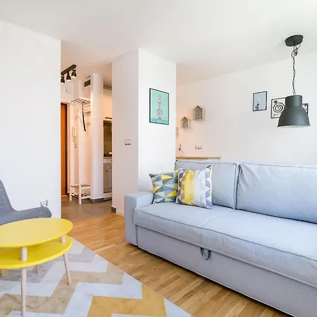 Przytulne Studio Dla 2 Osob W Centrum Warszawy By Rent Like Warsaw