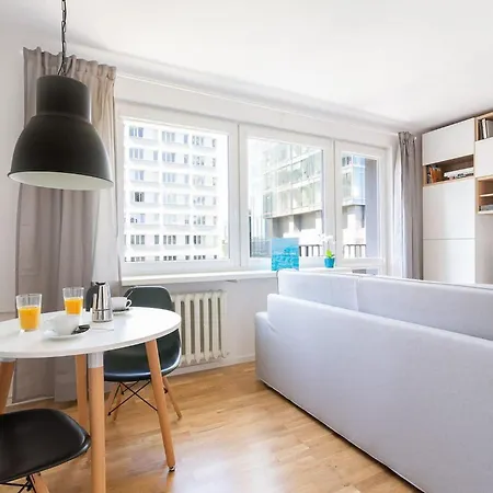 Apartment Przytulne Studio Dla 2 Osob W Centrum Warszawy By Rent Like